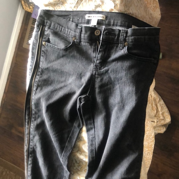 Zipper jeans - Picture 1 of 3